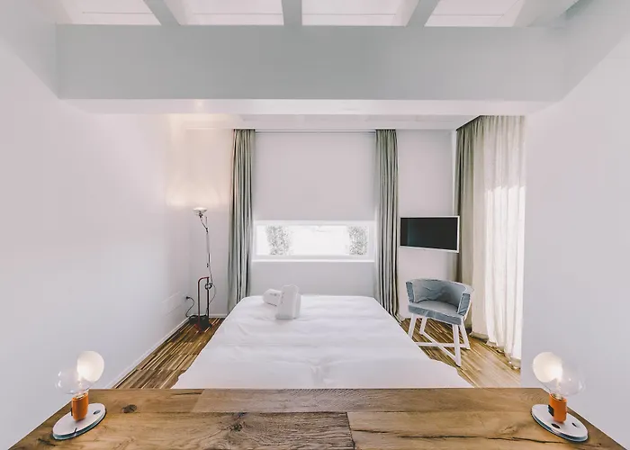 10 4* Polignano a Mare